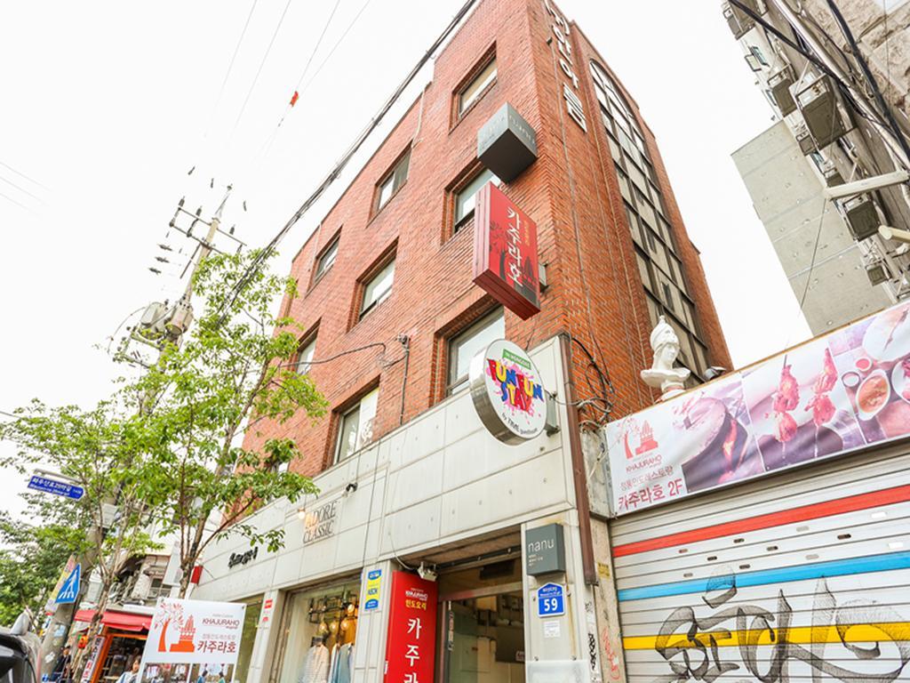 Fun Fun Stay Guesthouse سيول المظهر الخارجي الصورة