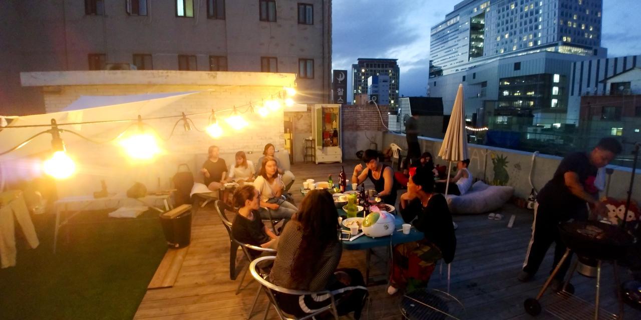 Fun Fun Stay Guesthouse سيول المظهر الخارجي الصورة