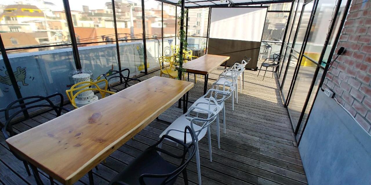 Fun Fun Stay Guesthouse سيول المظهر الخارجي الصورة