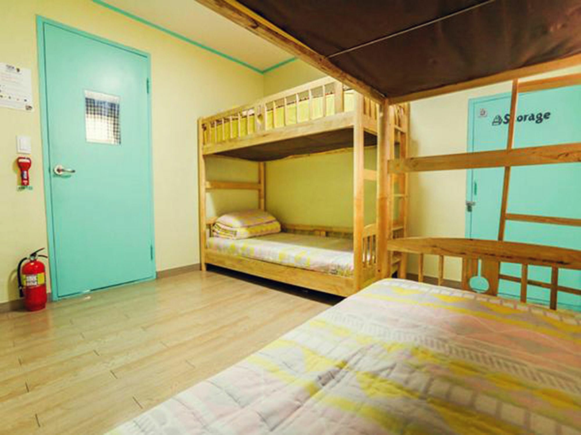 Fun Fun Stay Guesthouse سيول المظهر الخارجي الصورة